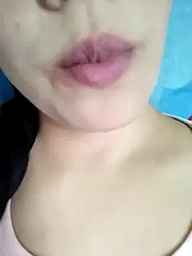 Snapshot of Anki-doll chatting on 11-20-25, 05:40 Anki-doll online show from 11-20-25, 05:40