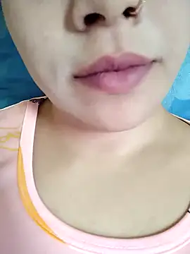 Snapshot of Anki-doll chatting on 11-21-25, 05:39 Anki-doll online show from 11-21-25, 05:39