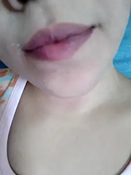 Snapshot of Anki-doll chatting on 11-27-25, 05:31 Anki-doll online show from 11-27-25, 05:31