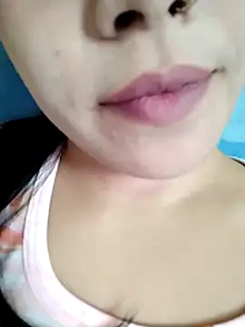 Snapshot of Anki-doll chatting on 11-29-25, 05:32 Anki-doll online show from 11-29-25, 05:32