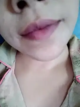 Snapshot of Anki-doll chatting on 12-02-25, 05:35 Anki-doll online show from 12-02-25, 05:35