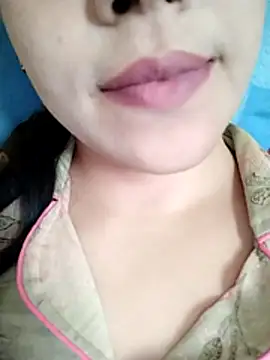 Snapshot of Anki-doll chatting on 12-04-25, 05:39 Anki-doll online show from 12-04-25, 05:39