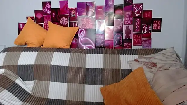 MilanaRoza online show from 01-27-25, 05:47