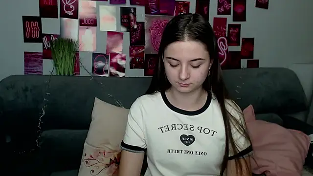 MilanaRoza online show from 09-13-25, 04:51