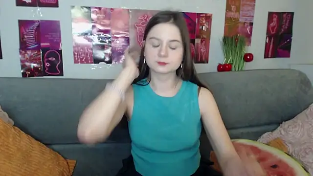Snapshot of MilanaRoza chatting on 05-01-26, 05:12 MilanaRoza online show from 05-01-26, 05:12