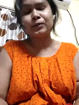 Snapshot of yoursweety09 chatting on 01-07-25, 02:10 yoursweety09 online show from 01-07-25, 02:10