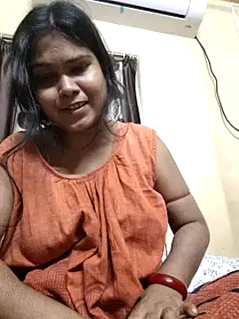 Snapshot of yoursweety09 chatting on 01-07-25, 06:45 yoursweety09 online show from 01-07-25, 06:45