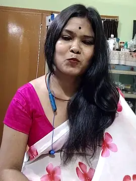 yoursweety09 online show from 04-15-26, 02:02