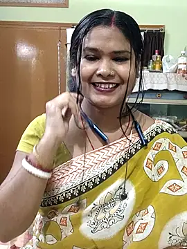 Snapshot of yoursweety09 chatting on 04-24-26, 01:46 yoursweety09 online show from 04-24-26, 01:46