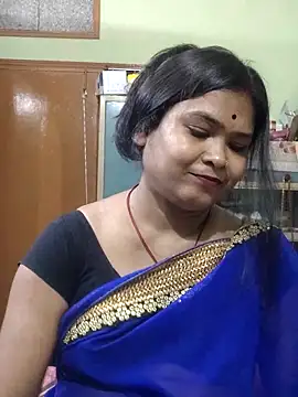 Snapshot of yoursweety09 chatting on 05-15-26, 01:40 yoursweety09 online show from 05-15-26, 01:40