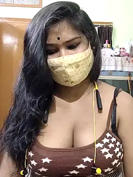 Snapshot of yoursweety09 chatting on 06-18-26, 02:10 yoursweety09 online show from 06-18-26, 02:10