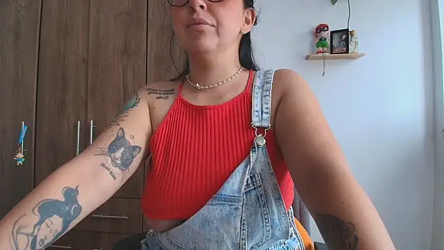 Vioolletta online show from 04-16-26, 07:58