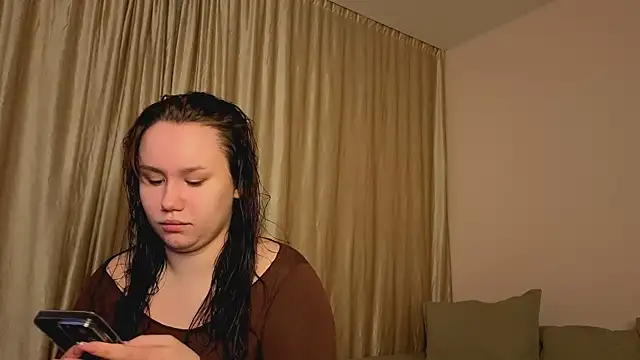 Alisia Mars online show from 11-15-25, 04:32