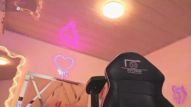 Laylafoxy tay online show from 10-22-25, 03:07