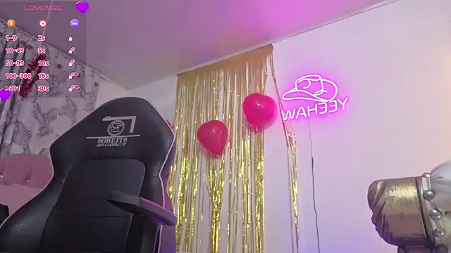 Snapshot of Laylafoxy_tay chatting on 02-27-26, 03:50 Laylafoxy tay online show from 02-27-26, 03:50