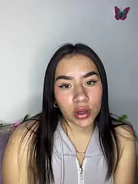 Im Valen Cute online show from 12-19-24, 11:46