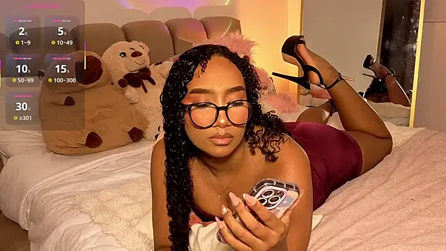 Amber  Sanchez online show from 10-18-25, 02:25