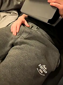 Snapshot of Dan8736 chatting on 12-02-25, 08:15 Dan8736 online show from 12-02-25, 08:15