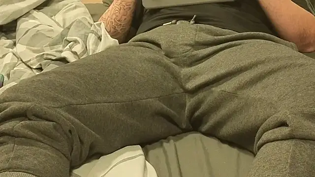 Snapshot of Dan8736 chatting on 01-05-26, 08:45 Dan8736 online show from 01-05-26, 08:45