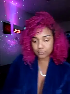 Just Gissellex online show from 04-18-26, 10:10