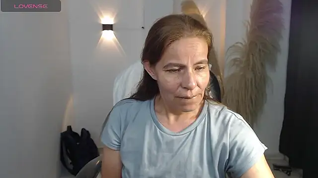 Milf karlye online show from 01-14-26, 05:24