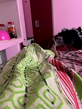 Snapshot of deshi_boybig chatting on 10-26-25, 04:13 deshi boybig online show from 10-26-25, 04:13