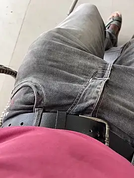 Snapshot of deshi_boybig chatting on 11-01-25, 09:33 deshi boybig online show from 11-01-25, 09:33