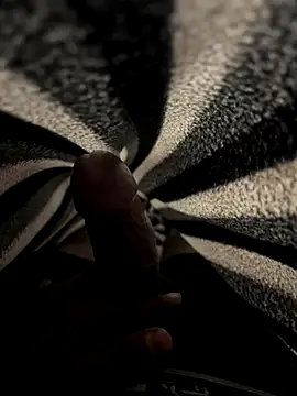 Snapshot of deshi_boybig chatting on 11-22-25, 04:17 deshi boybig online show from 11-22-25, 04:17