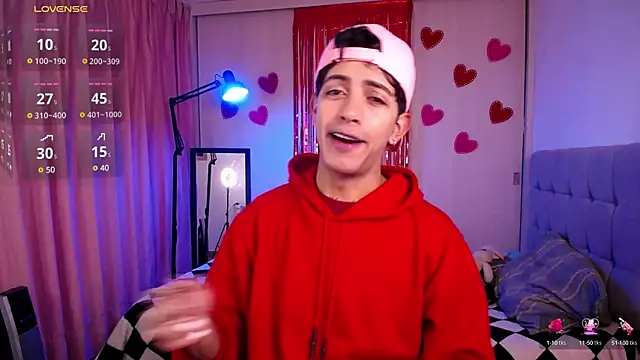 Snapshot of teobowny_ chatting on 02-15-25, 04:23 teobowny online show from 02-15-25, 04:23