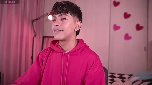 Snapshot of teobowny_ chatting on 03-13-25, 03:39 teobowny online show from 03-13-25, 03:39