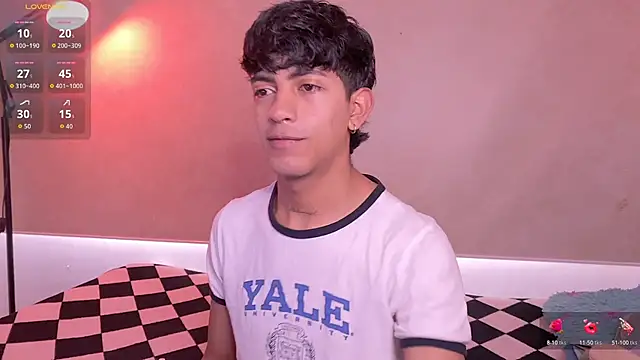 Snapshot of teobowny_ chatting on 09-21-25, 07:04 teobowny online show from 09-21-25, 07:04