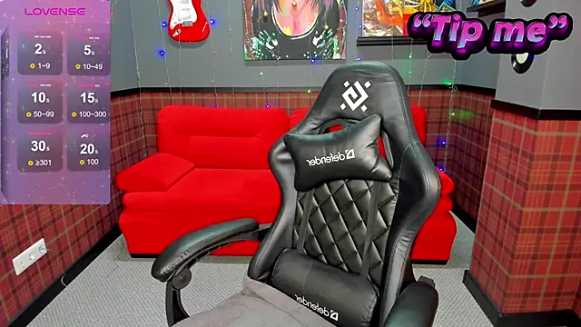 Snapshot of Jennifer_Wadee chatting on 01-07-25, 10:43 Jennifer Wadee online show from 01-07-25, 10:43