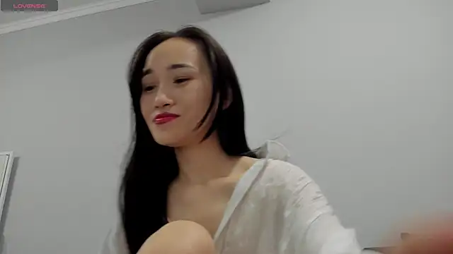 aenie online show from 12-30-24, 10:10