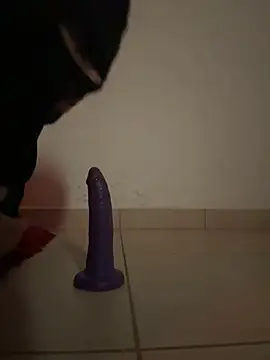 Snapshot of cretanbi chatting on 03-18-25, 02:48 cretanbi online show from 03-18-25, 02:48