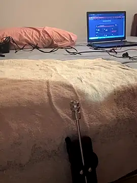 Snapshot of cretanbi chatting on 09-14-25, 05:23 cretanbi online show from 09-14-25, 05:23