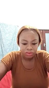 Snapshot of Luciouslips00 chatting on 01-22-25, 05:28 Luciouslips00 online show from 01-22-25, 05:28