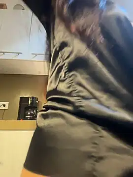 Snapshot of AndyFire69 chatting on 01-06-26, 10:41 AndyFire69 online show from 01-06-26, 10:41