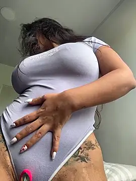 Snapshot of AndyFire69 chatting on 01-15-26, 08:56 AndyFire69 online show from 01-15-26, 08:56