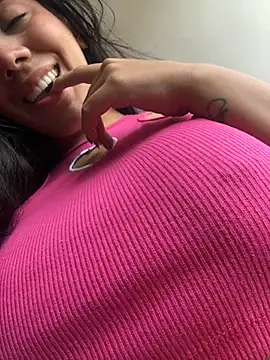 Snapshot of AndyFire69 chatting on 02-20-26, 03:23 AndyFire69 online show from 02-20-26, 03:23