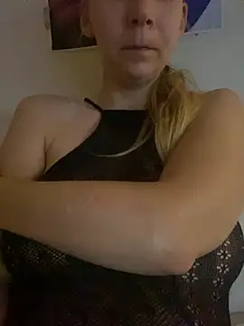 Snapshot of Mandispandis1 chatting on 10-05-25, 08:51 Mandispandis1 online show from 10-05-25, 08:51