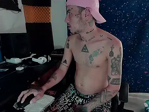 patrik tattoo  online show from 01-14-25, 03:26