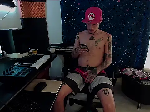 patrik tattoo  online show from 02-22-25, 05:02