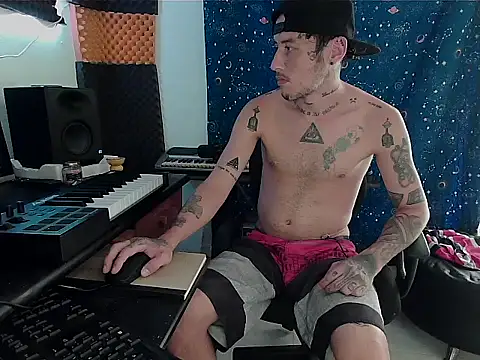 patrik tattoo  online show from 02-24-25, 06:26