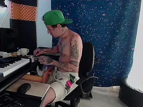 patrik tattoo  online show from 03-22-25, 04:15