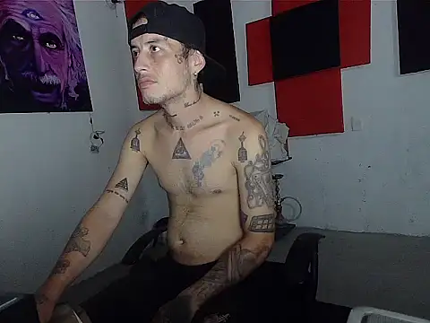 patrik tattoo  online show from 04-20-26, 05:21