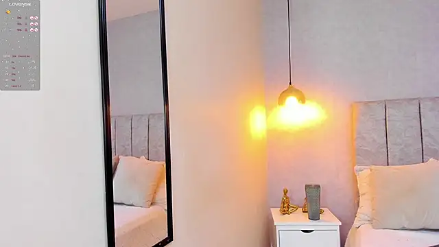 tutu milf online show from 03-19-25, 10:20