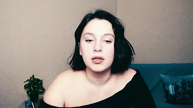 Snapshot of Ket_Candy chatting on 01-08-25, 03:17 Ket Candy online show from 01-08-25, 03:17