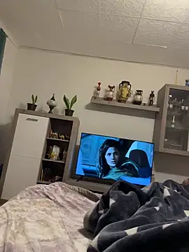 Snapshot of Vostalpine chatting on 11-17-25, 11:10 Vostalpine online show from 11-17-25, 11:10