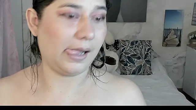 alinabozz1 online show from 04-09-26, 04:45