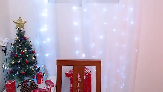 Genesisgems11  online show from 12-13-24, 06:31